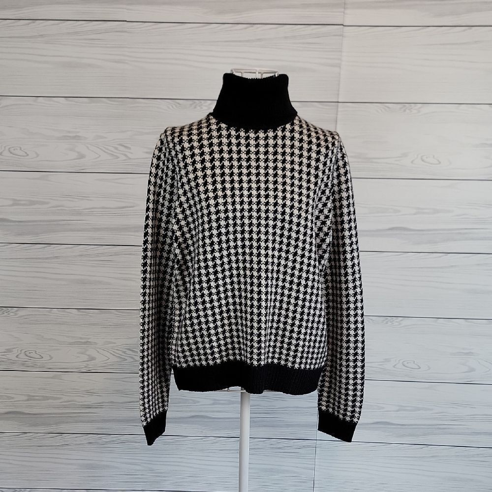 Evan-Picone Black and White Houndstooth Turtleneck Sweater Womens Size M